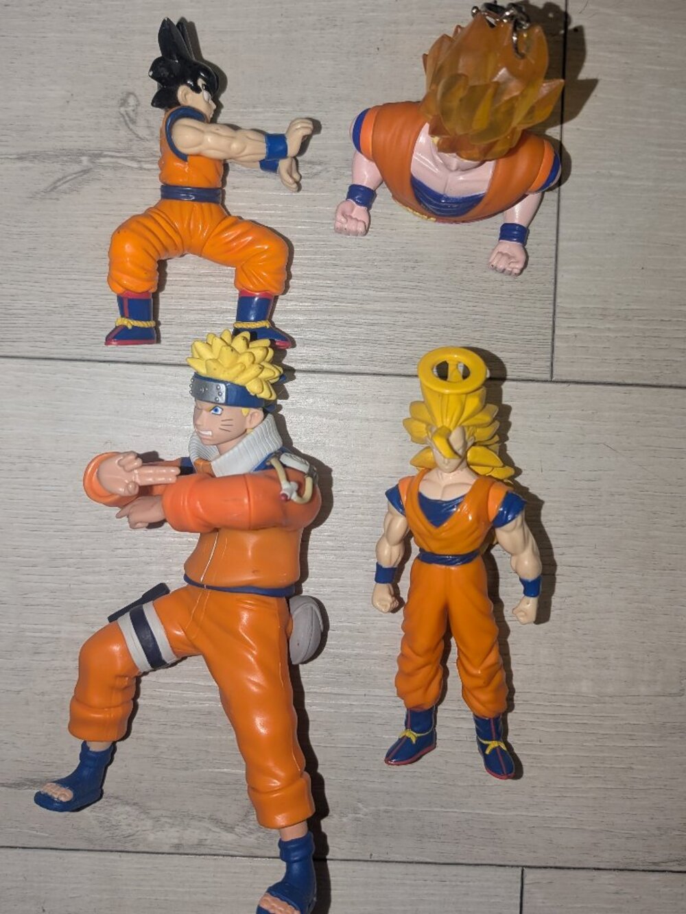 Vintage Dragon Ball Z Action Figure Lot of 4 Toys